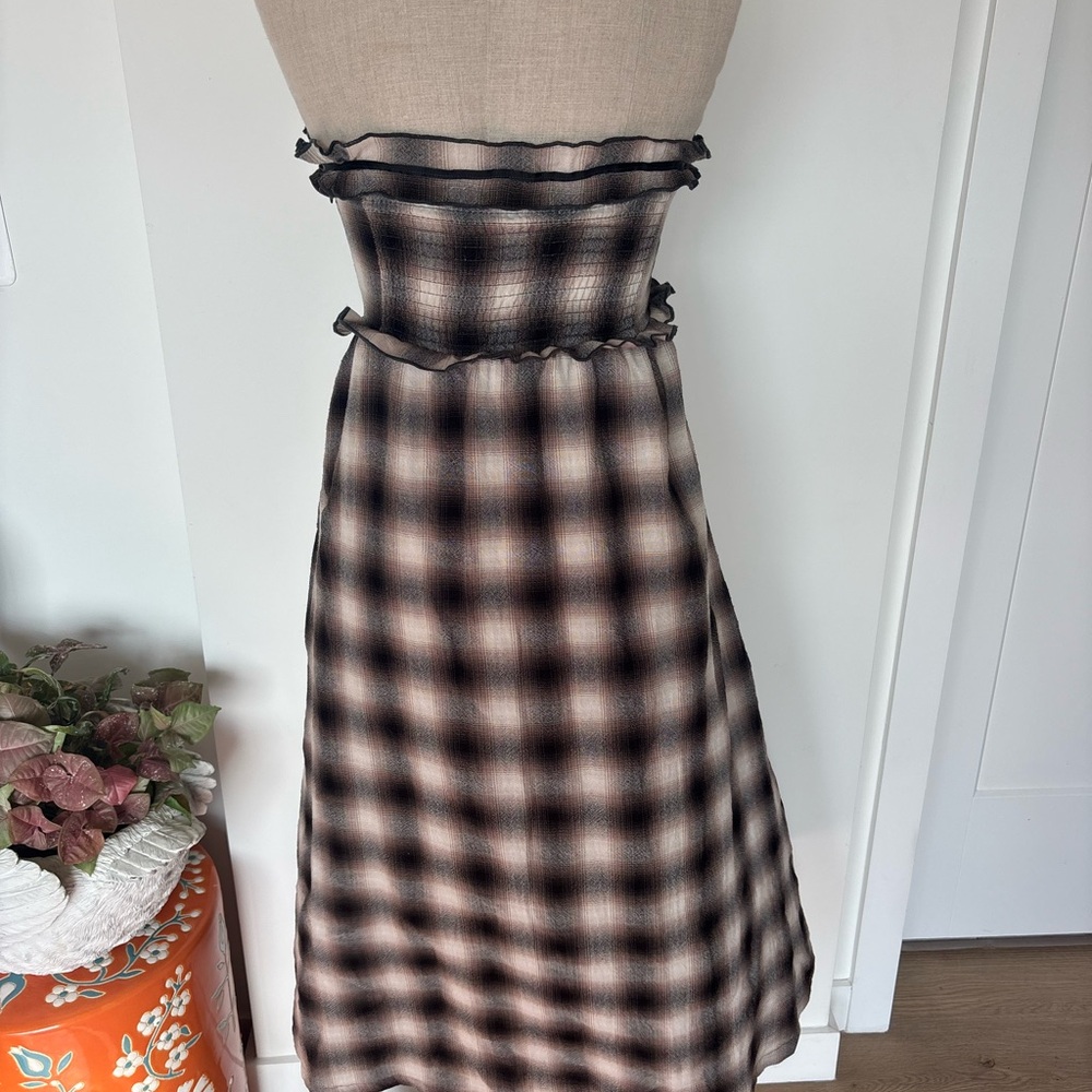 Kimchi Blue Strapless Plaid Midi Dress in Black and Cream - Picture 3 of 5